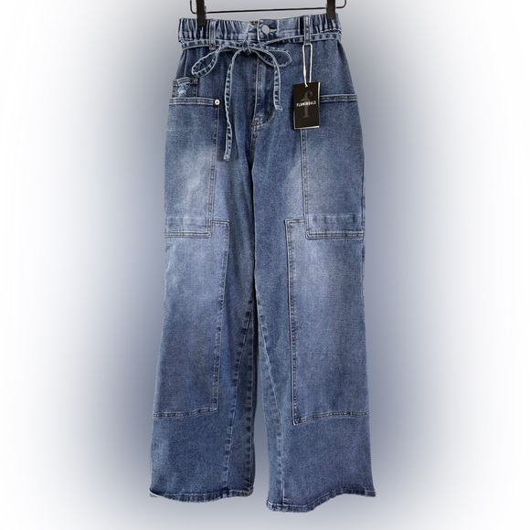 Denim Wide-Leg Jeans with Drawstring Waist - Picture 4 of 8